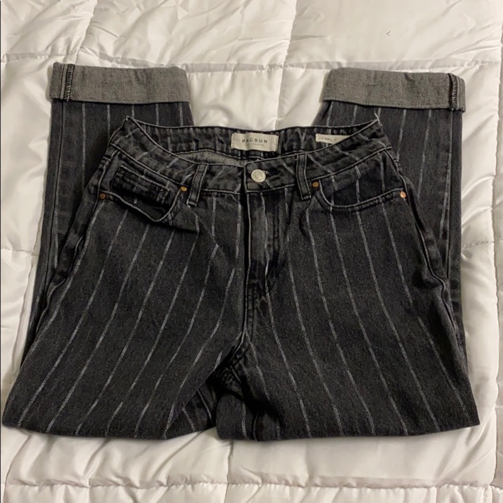 Pacsun High-Rise Mom Jeans